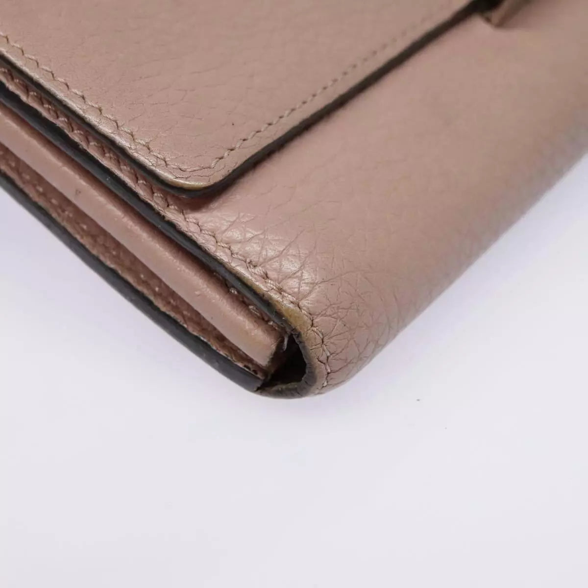 LOUIS VUITTON Capusine Long Wallet Leather Pink