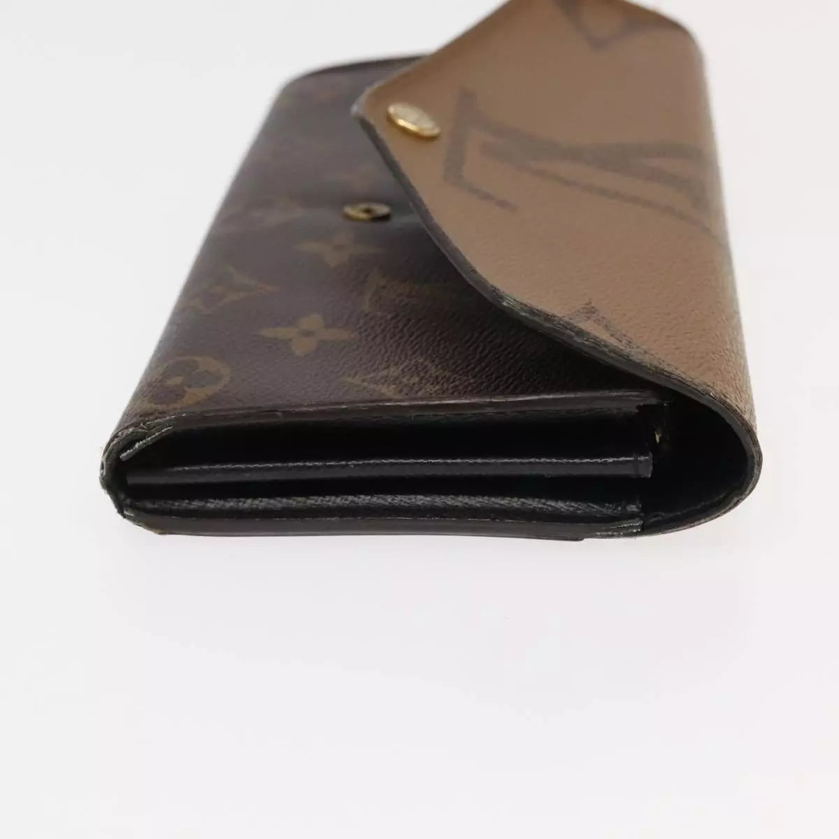 LOUIS VUITTON Monogram Reverse Giant Portefeuille Sarah Wallet