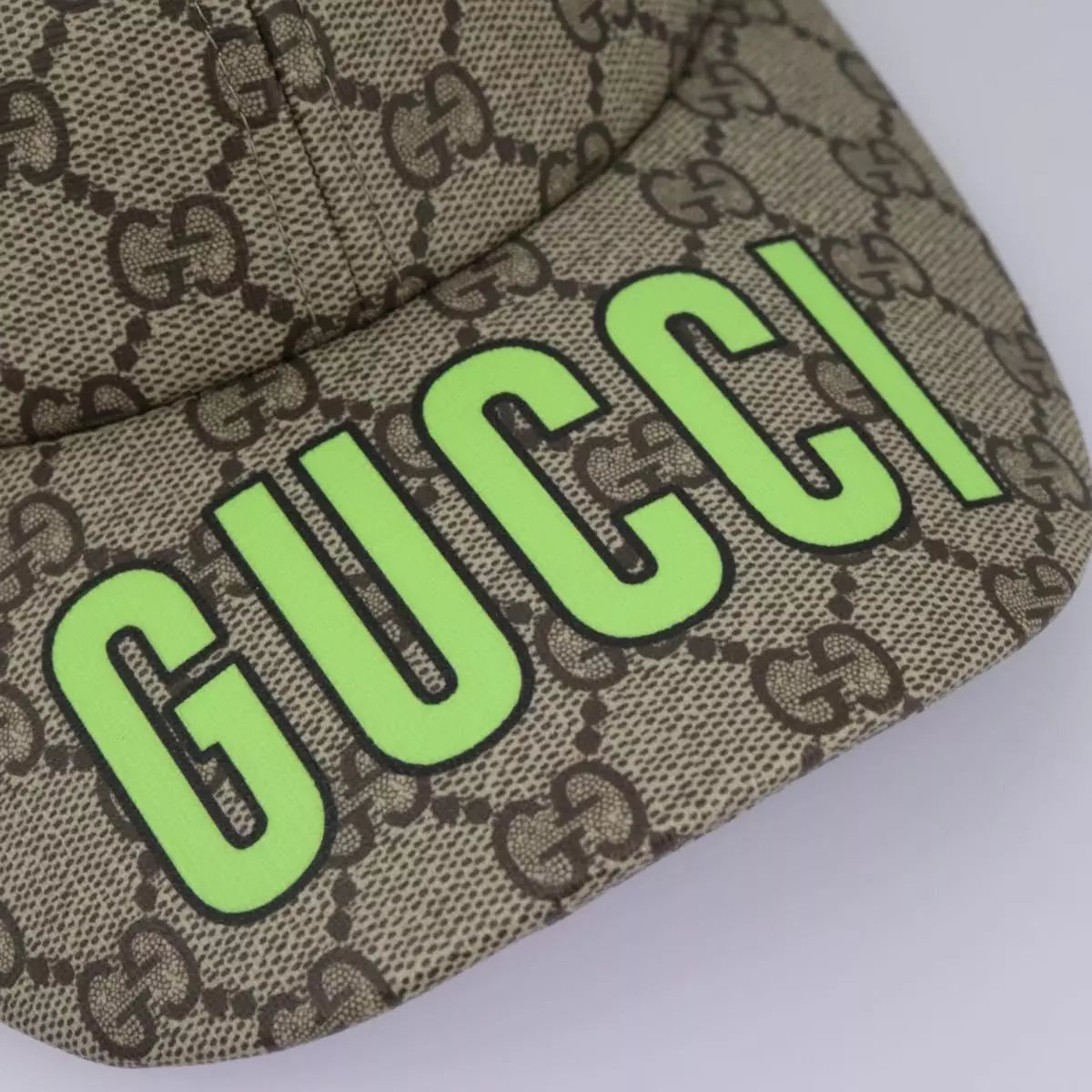 GUCCI GG Supreme Strawberry baseball Cap PVC XL Beige